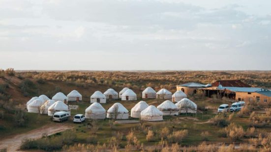 Yurt-Camp-Kyzyl-Kum-desert-Uzbekistan-1024x768